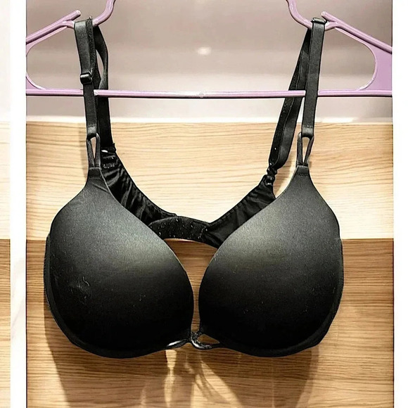 Padded black push-up bra 38D - Picture 1 of 4